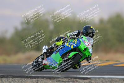 media/Sep-24-2022-CVMA (Sat) [[a45f954247]]/Race 13 Supersport Open/